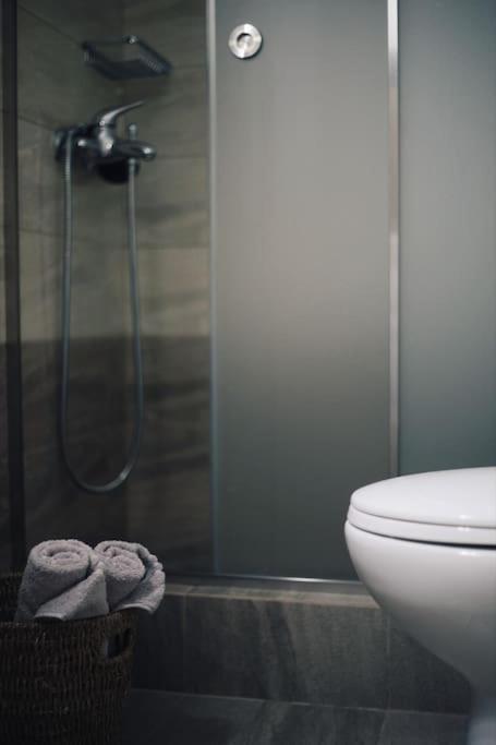 Apartmán Το Σπίτι Της Ευτυχίας Στούντιο Karpenísion Exteriér fotografie